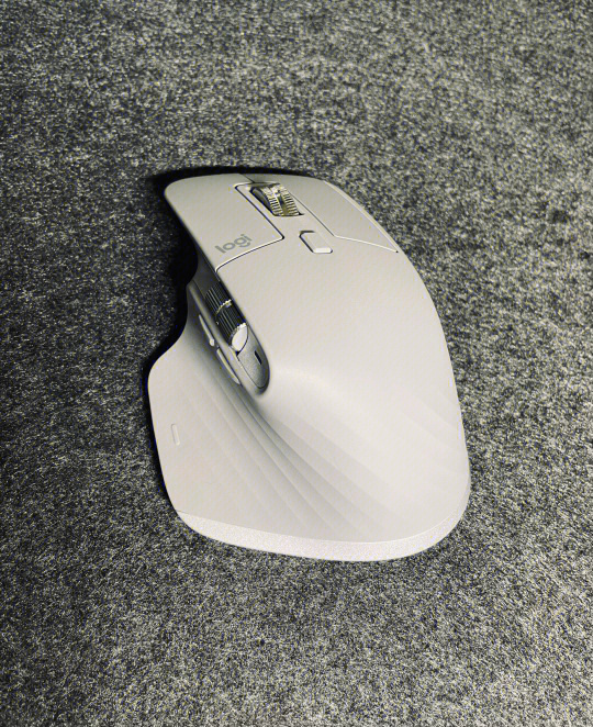 最新羅技鼠標，科技先鋒，極致體驗