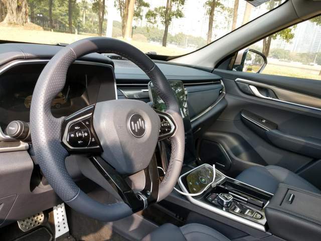 2024今晚澳門開特馬現(xiàn)場(chǎng),全面實(shí)施策略設(shè)計(jì)_CQF83.316榮耀版