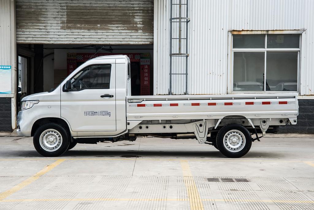 微卡拉貨最新規(guī)定，塑造貨運(yùn)行業(yè)新格局的關(guān)鍵力量