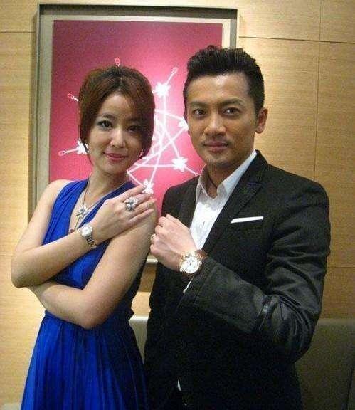 蘇有朋女友最新動(dòng)態(tài)曝光，甜蜜戀情再添新篇章???