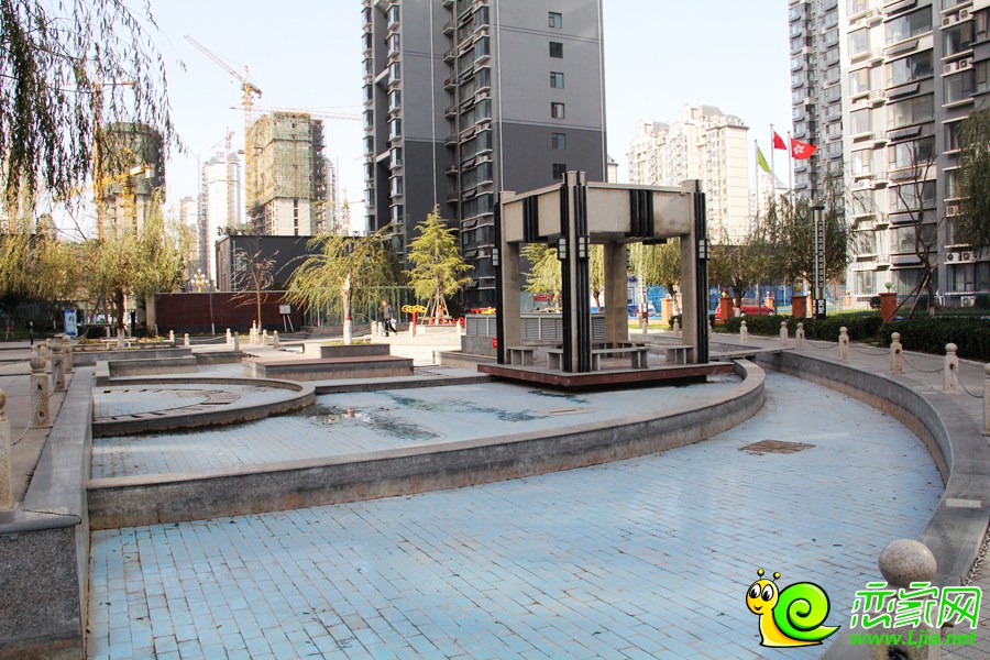 萬浩儷城東區(qū)最新房價，時代印記與城市的脈動