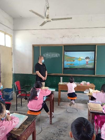 唐河貼吧最新交通事故深度分析與觀點闡述，事故原因及影響探討