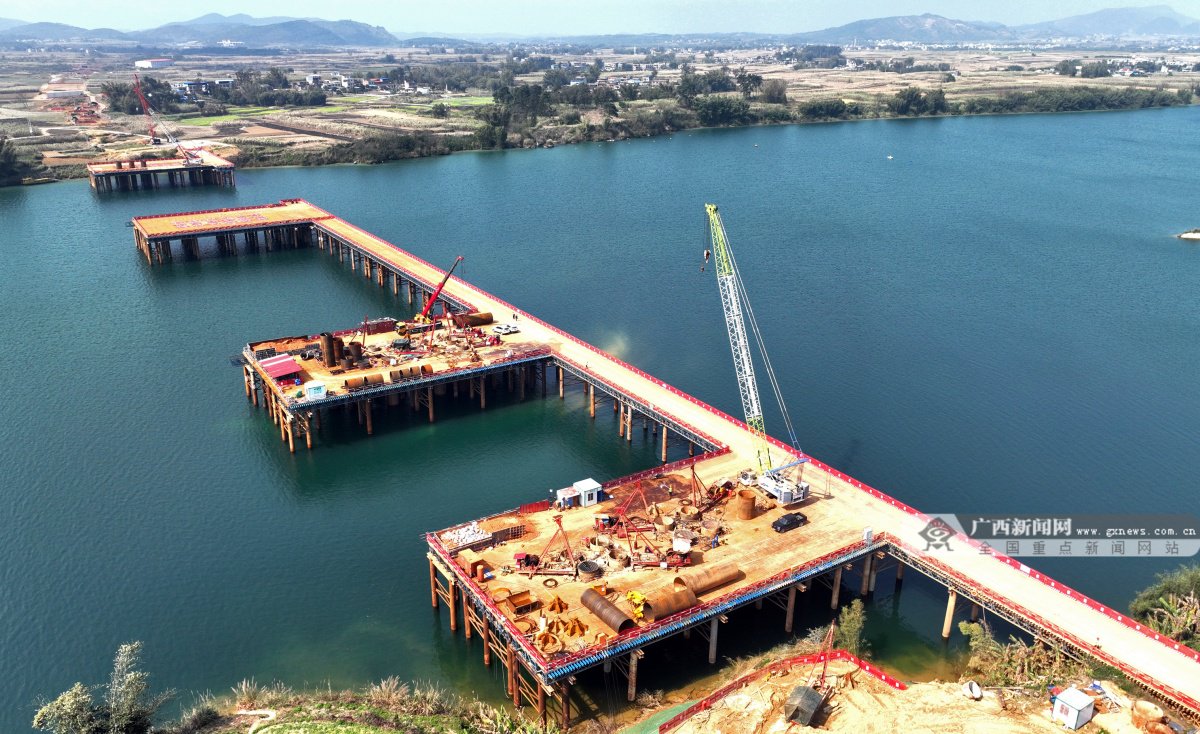 二塘大橋最新動態(tài)，7月自然美景探索之旅的心靈覺醒