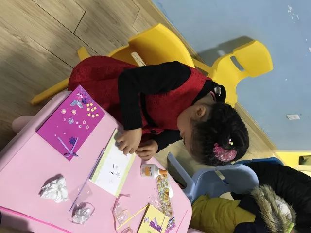 小手最新作品，科技之光引領生活新紀元