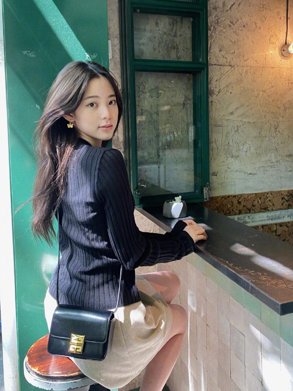 引領(lǐng)時(shí)尚變革先鋒，最新版型重磅登場(chǎng)