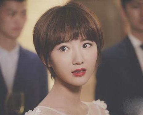 最新網(wǎng)紅短發(fā)造型詳解，時(shí)尚短發(fā)打造步驟指南與照片參考