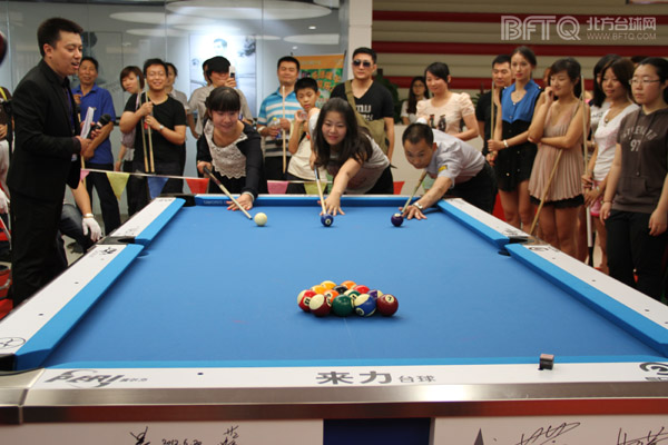 來(lái)力臺(tái)球比賽，精彩競(jìng)技盛宴，展現(xiàn)臺(tái)球技藝的舞臺(tái)