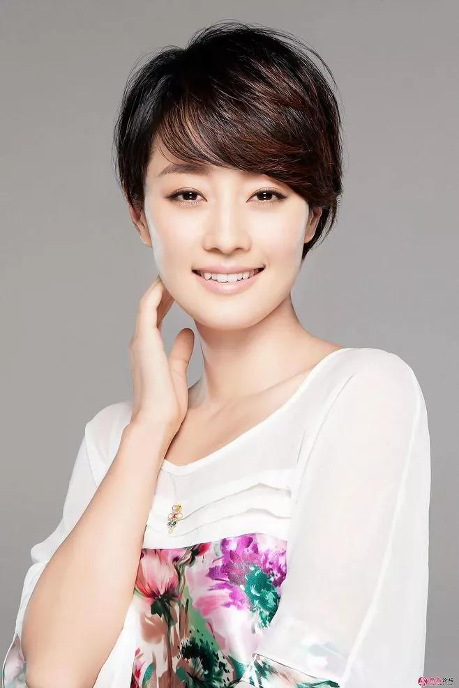 十大女明星傳奇星途，閃耀人生的傳奇故事