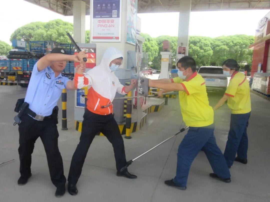 最新警用刀具，科技之光，守護(hù)安全的力量，展現(xiàn)尖端科技的力量