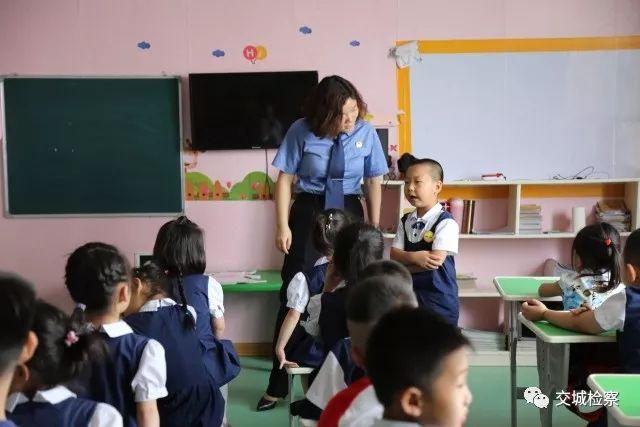 最新東方時(shí)事解讀，自然美景背后的探索之旅