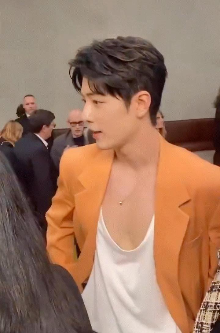 肖戰(zhàn)最新動(dòng)態(tài)揭秘，獲取肖戰(zhàn)最新資訊的全方位指南