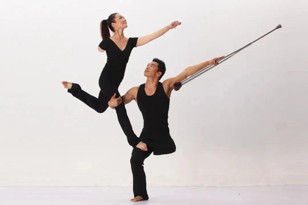 浪漫星舞團(tuán)最新版下載，躍動音符，青春舞動之夢