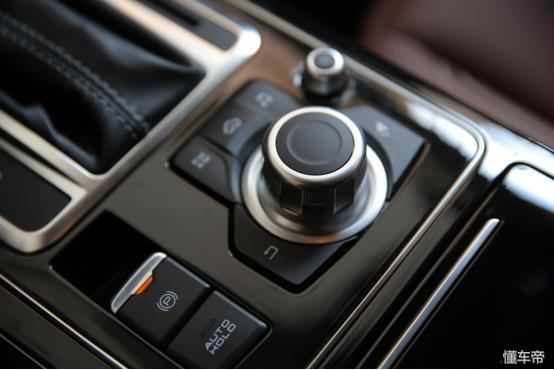 FCW資訊更新，家庭歡聚的日常趣事回顧