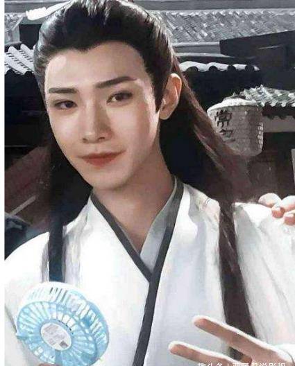 探尋舞臺與銀幕背后的藝術(shù)之旅，演員視鏡深度解析