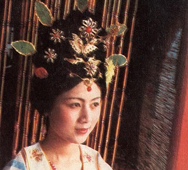 演員馬蘭圖片集，展現(xiàn)風(fēng)采的劇照欣賞