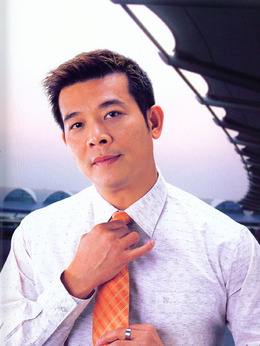 花榮演員探尋小巷隱秘寶藏，特色小店的奇妙故事探索