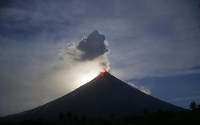 富士山火山動(dòng)態(tài)更新，追尋內(nèi)心平靜的旅行之旅