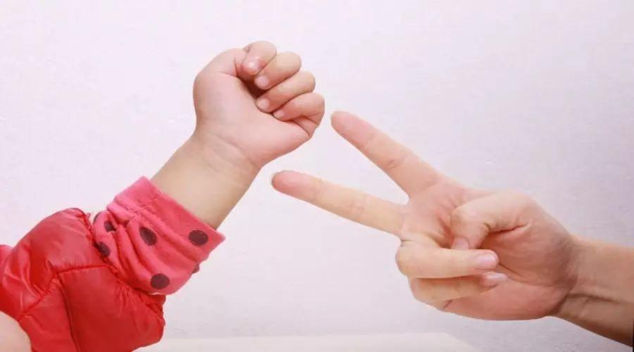 幼兒大班最新趣味手指游戲集錦，玩轉(zhuǎn)手指游戲，快樂成長(zhǎng)！