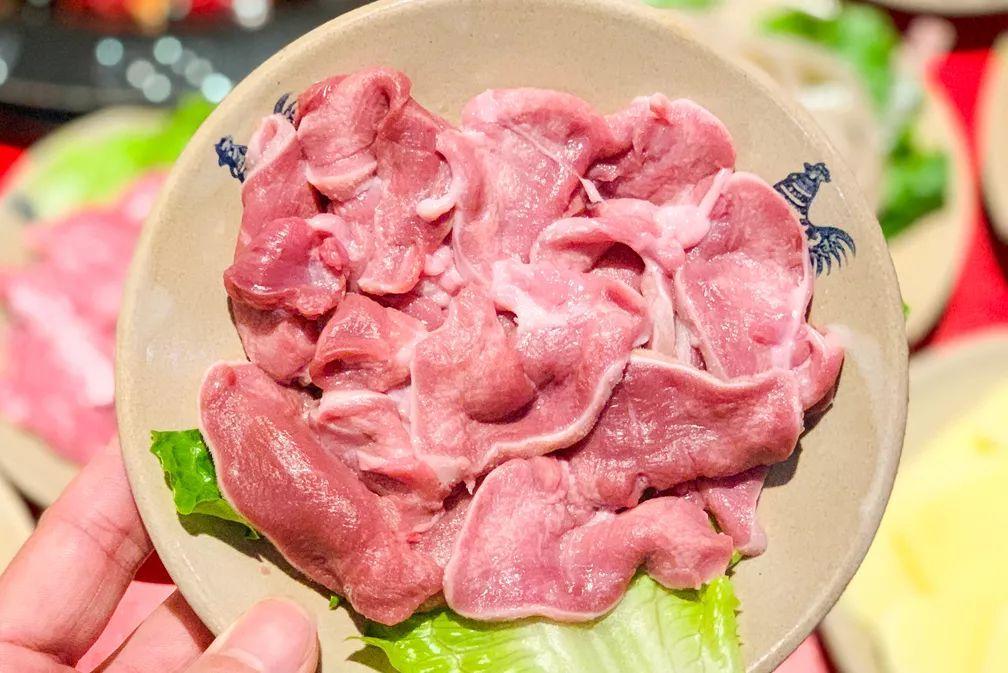 小巷深處的最新火鍋菜品，味覺盛宴的驚喜探索