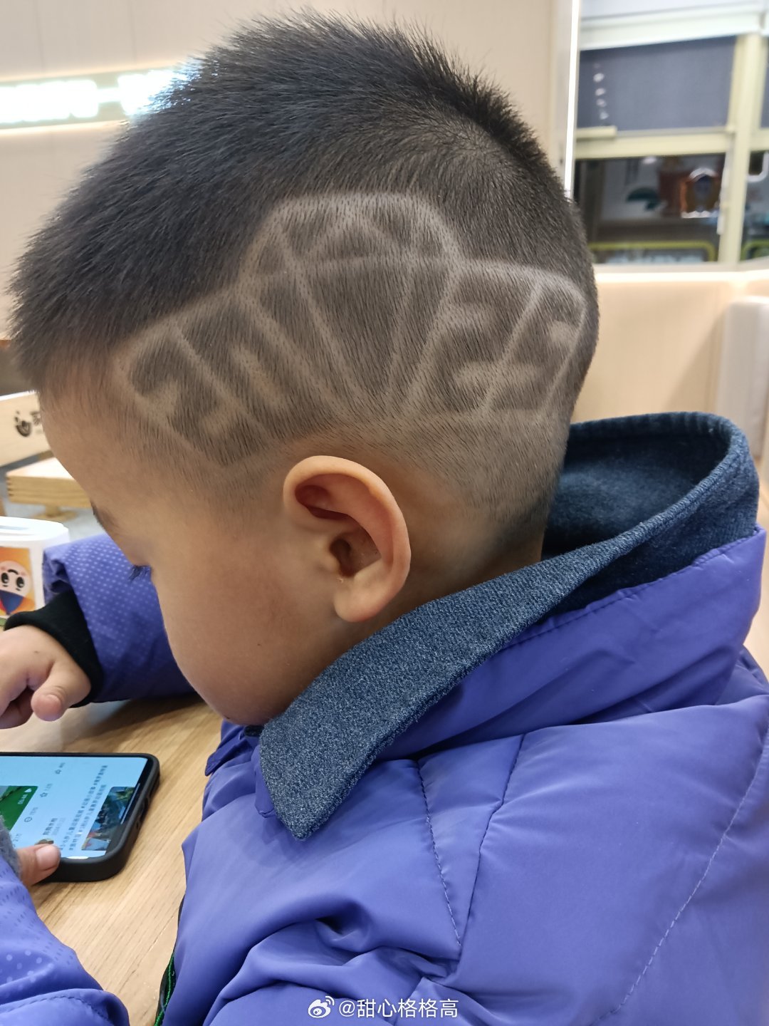 小杰的潮流之旅，最新兒童發(fā)型男的友情故事與發(fā)型風(fēng)采