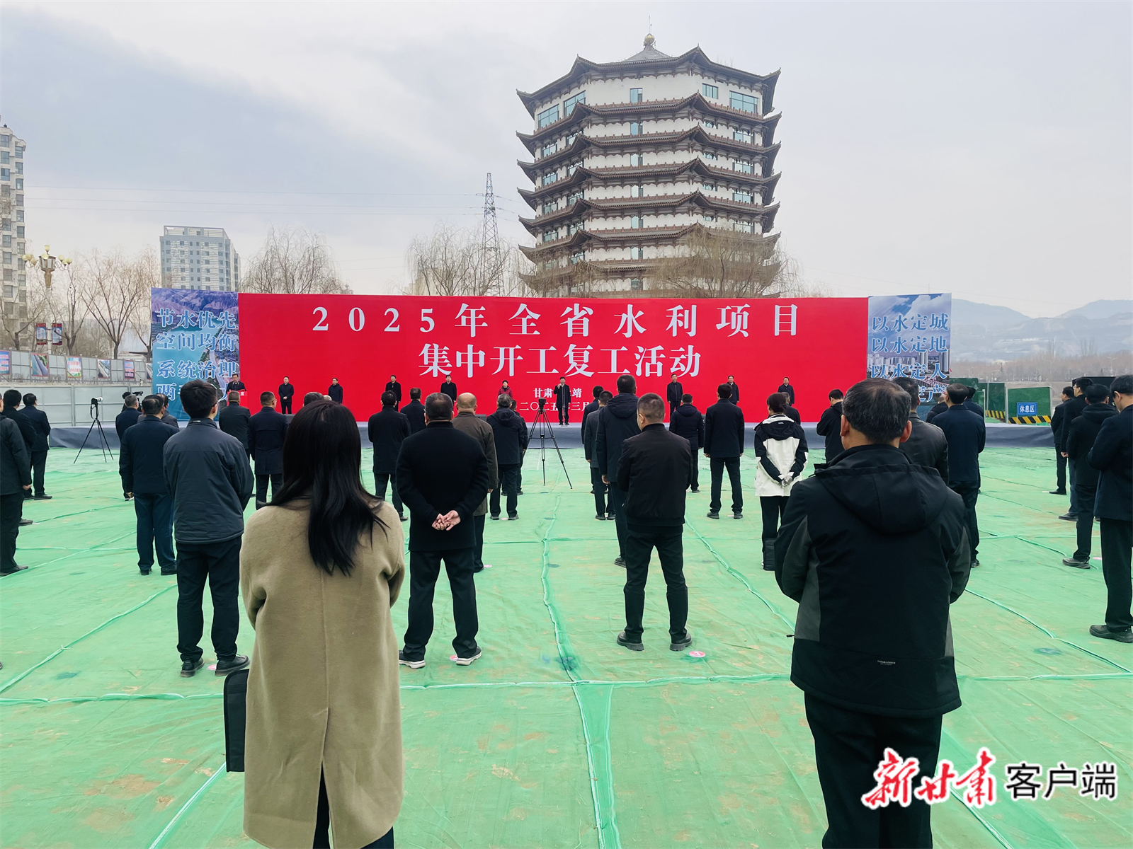 甘肅復(fù)工最新動(dòng)態(tài)，自然美景探索之旅，重拾內(nèi)心平靜