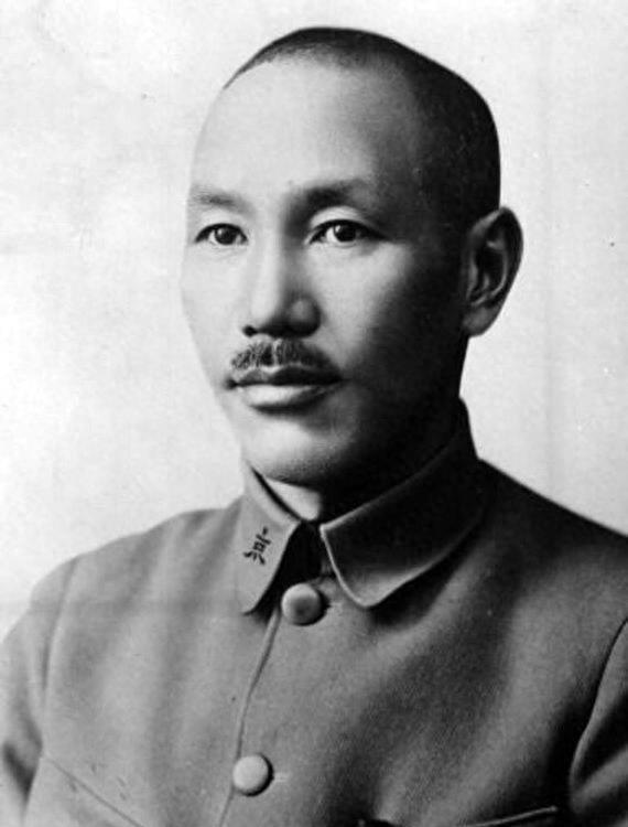 權(quán)力風(fēng)云掀起熱議風(fēng)暴，最新動態(tài)引領(lǐng)討論潮流