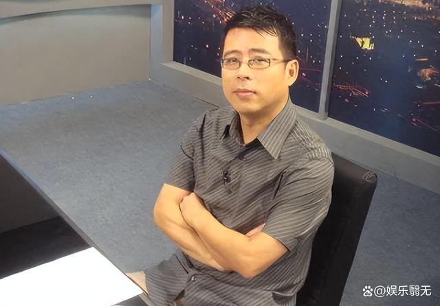 阿丘最新微博，社交媒體時(shí)代的言論自由與責(zé)任探討