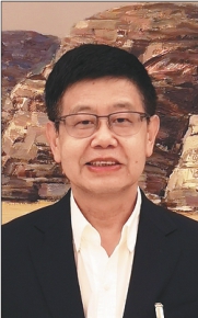 劉明忠新職務(wù)引領(lǐng)科技革新，前沿高科技產(chǎn)品新篇章體驗(yàn)