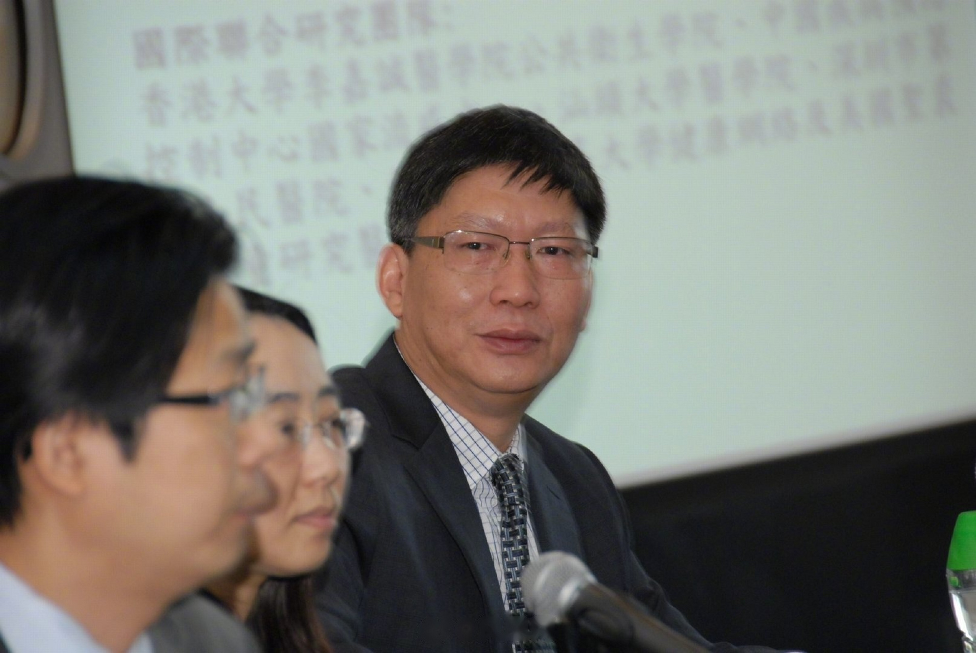 管軼最新新聞，小巷深處的獨特風(fēng)味——探索一家隱藏版特色小店的旅程